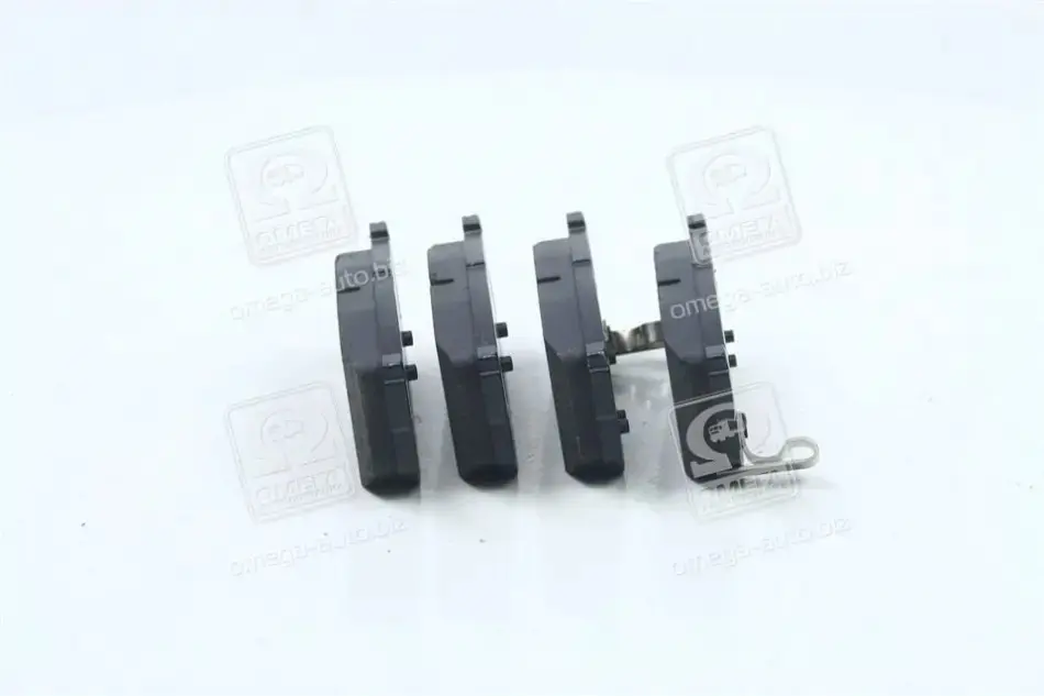 Колодка торм. диск. SSANGYONG NEW KORANDO (KJ) (пр-во) PARTS-MALL PKD-004 (фото 1)
