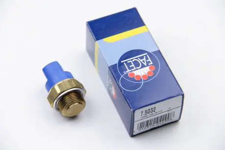 Датчик включения вентилятора Audi 80/100 / A4 / A6 / A8 1.3-6.0 72-02 FACET 7.5032