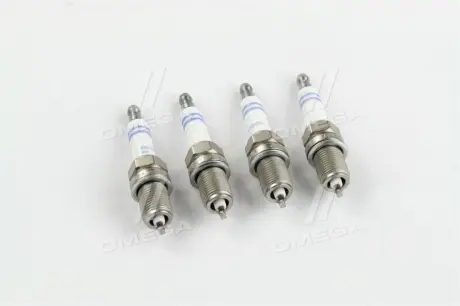 Свеча зажигания FR7DCE 0.8 4 шт. BOSCH 0242235912