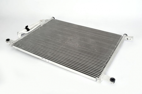 Радиатор кондиционера Aveo T250 NISSENS 94641 (фото 1)