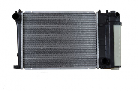 Радиатор охлаждения двигателя NRF 53426 (фото 1)