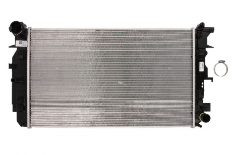 Радиатор охлаждения двигателя NRF 53885 (фото 1)