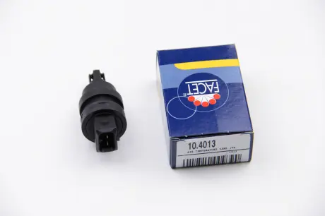 Датчик интеркуллера T4 / LT II / VW / Audi FACET 10.4013