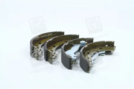 Тормозные колодки барабанные Hi-Q (SANGSIN) SA132