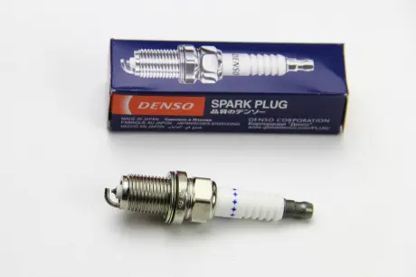 Свічка запалювання PLATINUM VAG, SUBARU DENSO PK22PR8