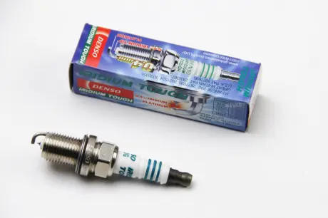 Свеча зажигания IRIDIUM TOUGH DENSO VK20G