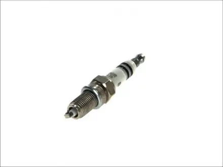 Свеча зажигания YR 7 DC + BOSCH 0242135515