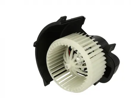 Ветилятор отопителя AUDI Q7 (4L) (06-), PORSCHE CAYENNE (02-) NISSENS 87139