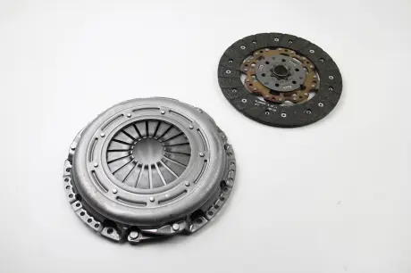 Сцепление FORD MONDEO IV, VOLVO S60, V70 1,6DTCi 10- SACHS 3000970037