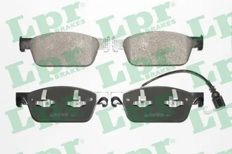 Тормозные колодки дисковые LPR 05P1551