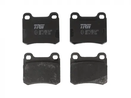 Колодка торм. MB 190 (W201), C-CLASS (W202) задн. TRW GDB911