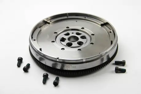 Двомасовий маховик (228мм, з болтами) AUDI A4 B5, A4 B6, A4 B7, A6 C5 SEAT EXEO, EXEO ST SKODA SUPERB I VW PASSAT B5, PASSAT B5.5 1.6/1.8/2.0 11.94-09.10 SACHS 2294 002 144