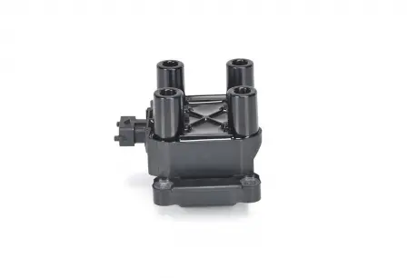 Катушка зажигания 8-кл. двиг. с системой впрыска м 7.9.7 BOSCH F000ZS0211
