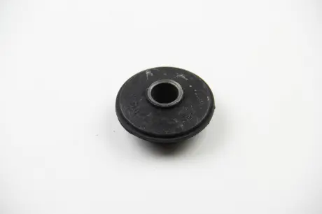 Сайлентблок рычага AUDI 100, 200 (81-90) передние. вот, наружн. FEBI 07538