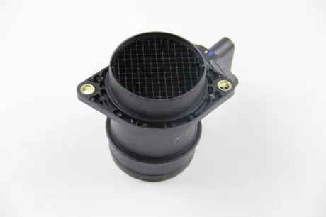 Расходомер воздуха (5 конт.) VW GOLF IV / SKODA OCTAVIA 1.2 / 1.8 / 2.0 96-10 AUTLOG LM1008