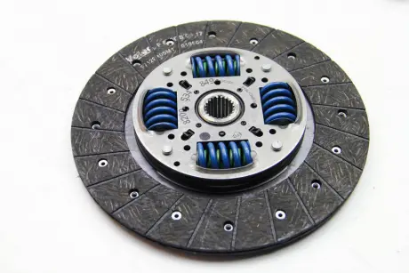 Фото 1 - комплект сцепления Master / Movano 2.8dTi 02.99-01 (-выжимн.регулятор) RENAULT 7711134856 Комплект сцепления Master / Movano 2.8dTi 02.99-01 (-выжимн.регулятор) RENAULT 7711134856 (фото 1)