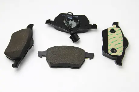 Колодки гальмівні передні VW Golf 97-06 / Skoda Octavia 96-10 (ATE) FERODO FDB1463