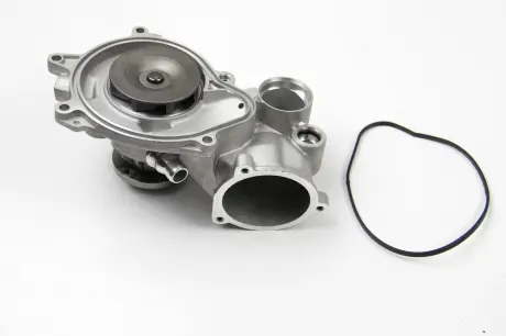 Водяной насос BMW 5 E60 / E61 / 6 E63 / E64 / 7 E65 / E66 / E67 / X5 E70 05- SALERI SIL PA1443