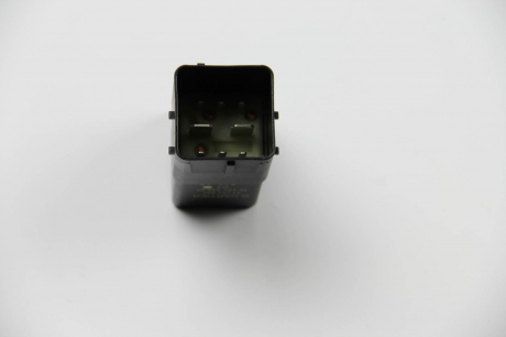 Реле свічок накалу Trafic / Vivaro2.0 / 2.5 dCi 06- (7 конт.) Fiat/Alfa/Lancia 9640469680