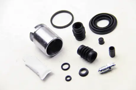 Ремкомпл. суппорта зад PSA C4 / 307 / Mondeo III (с поршнем) AUTOFREN D4986C
