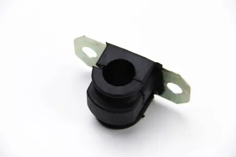 Подушка стабилизатора перед. Ford Courier 14-/ B-Max 12- BSG BSG 30-700-435