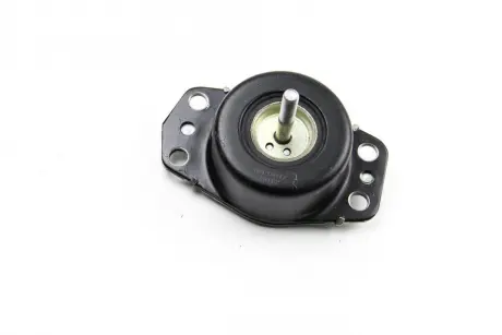Подушка двигуна Master / Movano 1.9dTI / 2.5D / 2.8dTI Пр. Metalcaucho 04117