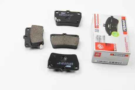 Колодки тормозные задние Toyota RAV4 94-05 (akebono) FERODO FDB1531 (фото 1)