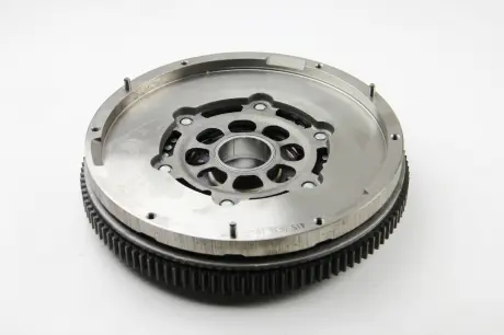 Маховик Transit 2.2TDCi / 2.4TDCi (74/85/103 kw) 06- LuK 415 0438 10