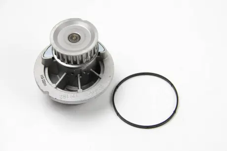 Водяной насос Combo / Astra F / G / Vectra B / C 1.6 94- SALERI SIL PA1216