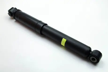 Амортизатор зад. Master / Movano 10- (RWD / спарка) RENAULT 562101568R