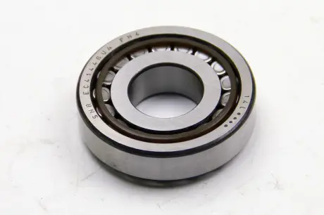 Подшипник КПП Master / Trafic 98- (25x61.7х17,25) RENAULT 8200298116