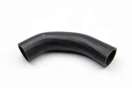 Патрубок интеркулера Vito OM601 (зад. Нижн.) BSG BSG 60-720-023