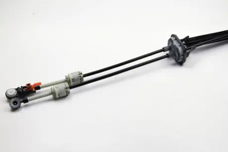 Трос кулисы Master / Movano 3.0dCi / 2.5 dCi 03- RENAULT 349359903R