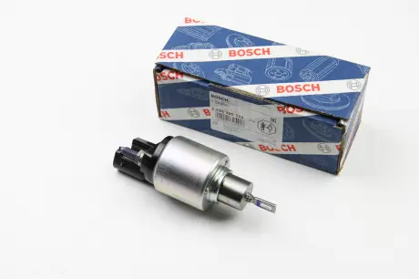 Реле втягивающее T5 / Caddy III 1.9TDI / 2.0SDI BOSCH 2 339 305 324 (фото 1)