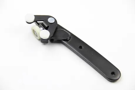 Ролик сдвижной двери Caddy 04- Пр. нижний BSG BSG 90-975-022