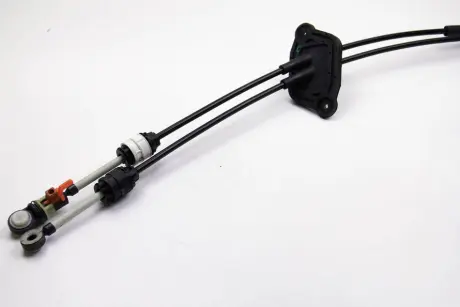 Трос кулисы Master / Movano 2.3dCi 10-11.11 RENAULT 8201083201