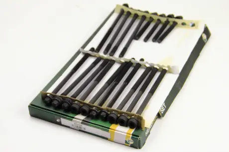 Болты головки блока Laguna 2.2D / dT 96-01 BGA BK5366
