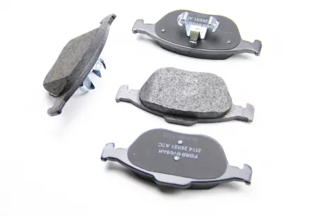 Тормозные колодки перед. Connect 02- FORD 2T14 2K021 A2C