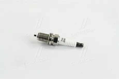 Свеча зажигания MB / Renault / Toyota DENSO Q16RU