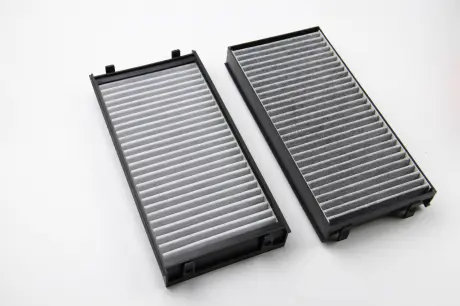 Фильтр воздушный BMW X5 / X6 07- MAHLE KNECHT LAK221/S