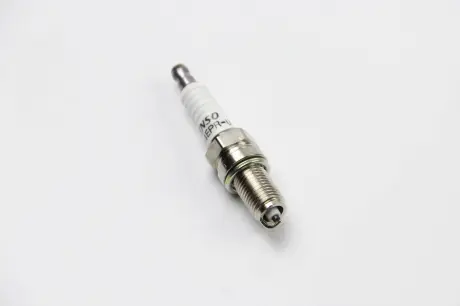 Свічка запалювання Fiat DENSO XU24EPRU