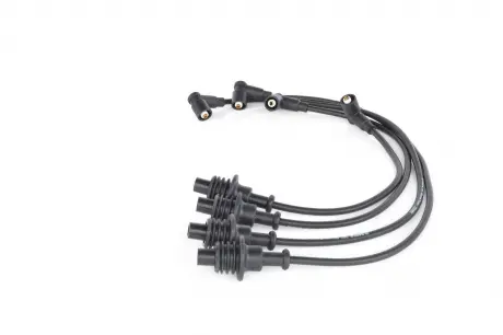 Комплект высоковольтных проводов PEUGEOT 1,6 / 1,8 90-99 BOSCH 0986356854