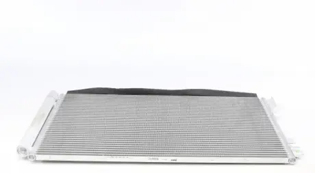 Радиатор системы охлаждения Valeo 735433