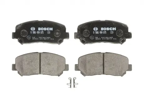 Тормозные колодки передние BOSCH 0986494675