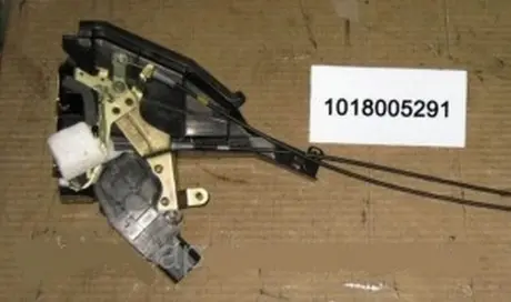 Замок задней левой двери GEELY 1018005291