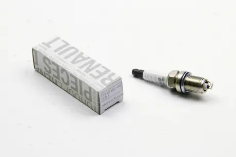 Свічки запалювання / NISSAN LOGAN / MCV / CLIO / KANGOO / MEGANE 1 контакт RENAULT 7700500155