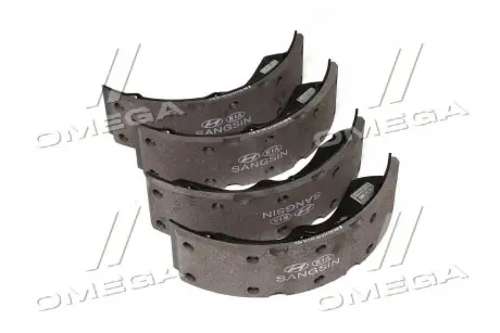 Колодки тормозные барабанные задние Hyundai HD250 / 350 -98 / HD45 / HD46 / HD65 / HD72 / HD78 04- (Mobis) MOBIS (KIA, Hyundai) 5830545A53 (фото 1)