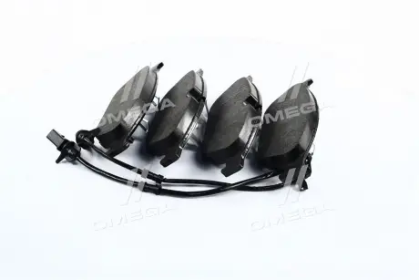 Колодка торм. AUDI A8 3.0 4.2TFSI QUATTRO, 3.0 4.2TDI QUATTRO 09- передние. REMSA 1441.02