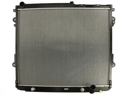 Радиатор охлаждение TOYOTA LAND CRUISER J200 (08-) 4.5 TD NISSENS 646826