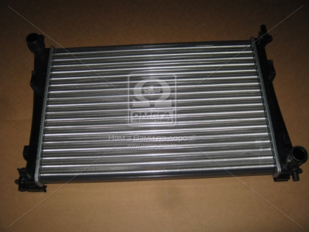Радиатор охлаждения FORD FIESTA 01-08, MAZDA 2 03- (1-й сорт) TEMPEST TP.151062028A (фото 1)